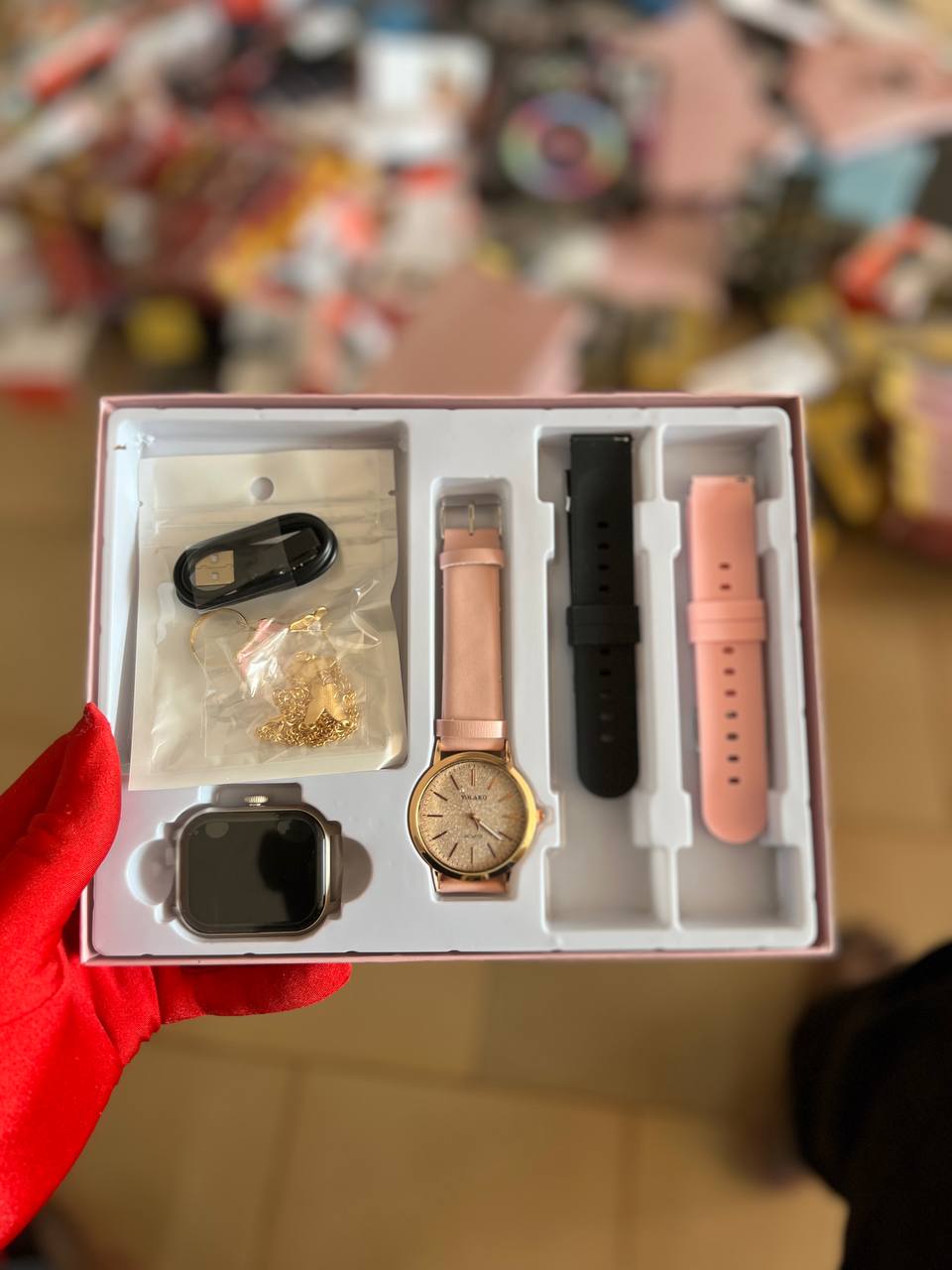 ⌚️ Montre Connectée LGE 1 - Écran XXL 2.02" 💖  
Modèle féminin chic + bijou offert